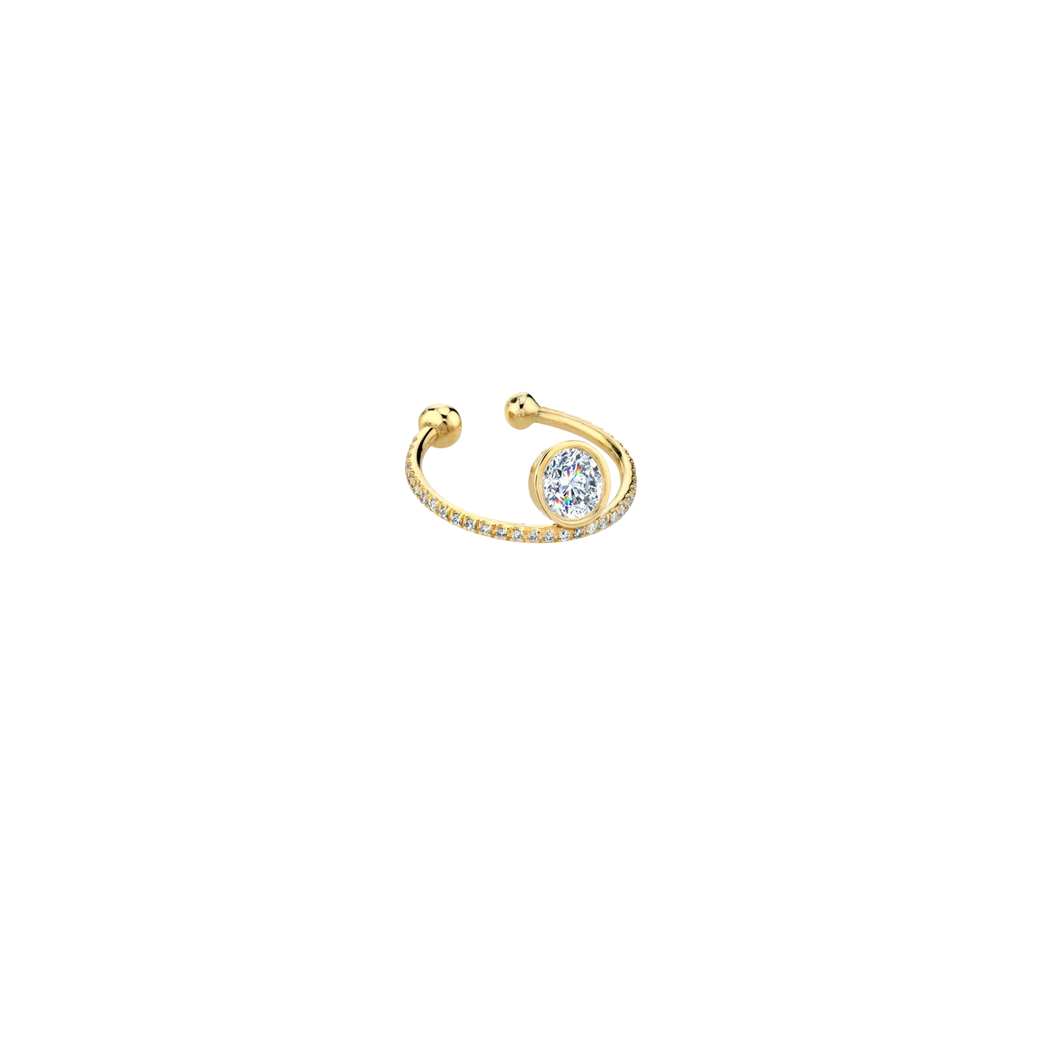 Disc ear cuff in vermeil gold embellished with a floating diamond and pavé white diamonds- Gabriela Artigas