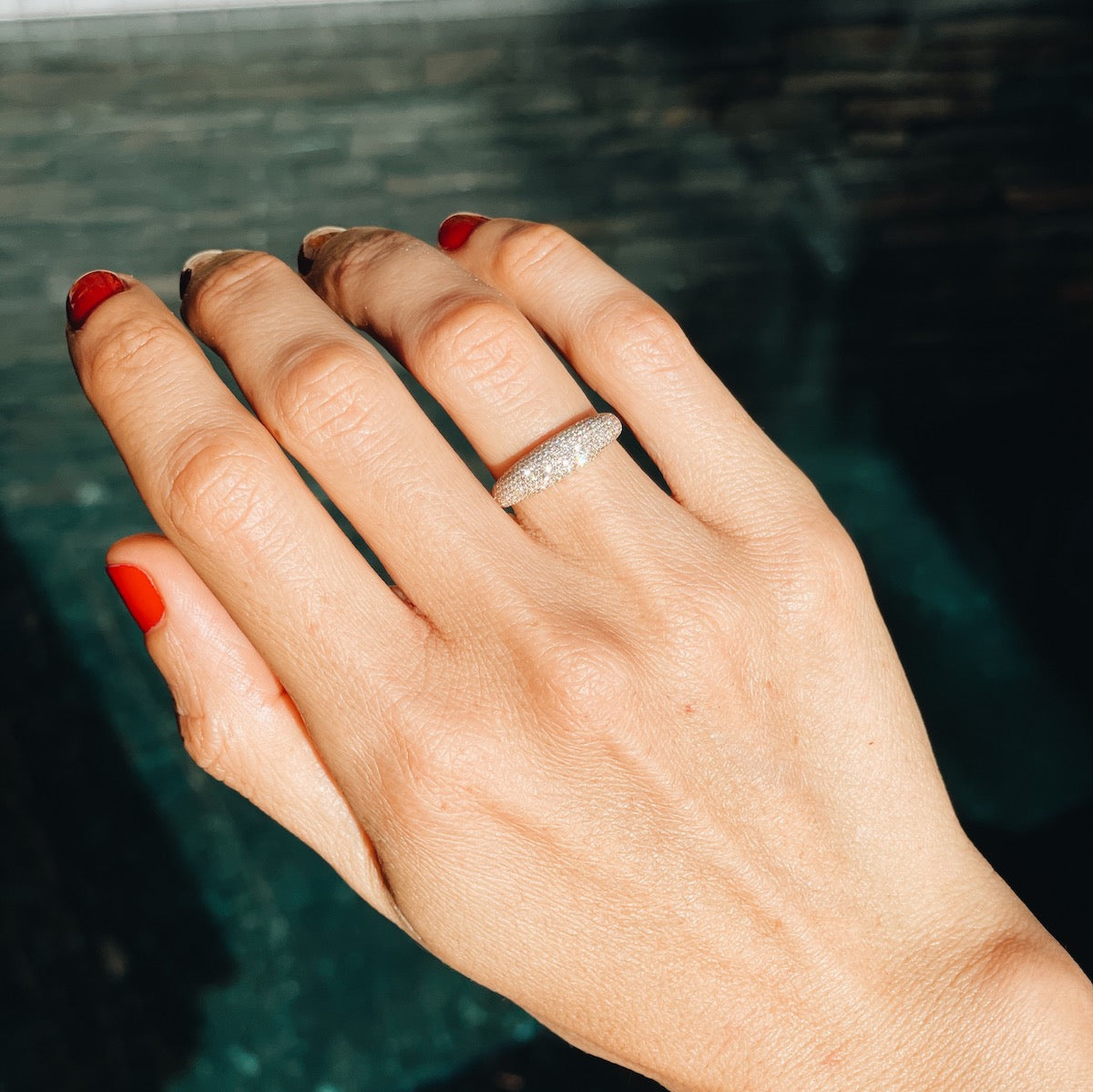 Thin Balloon Ring With White Pave Diamonds - Gabriela Artigas